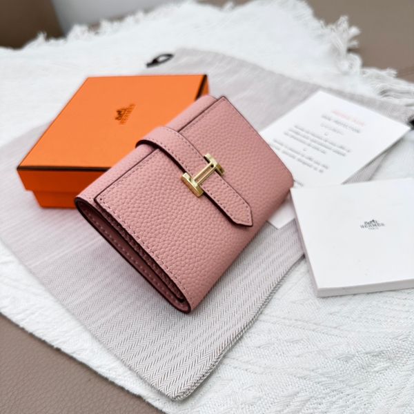 エルメス財布コピー背面デザイン